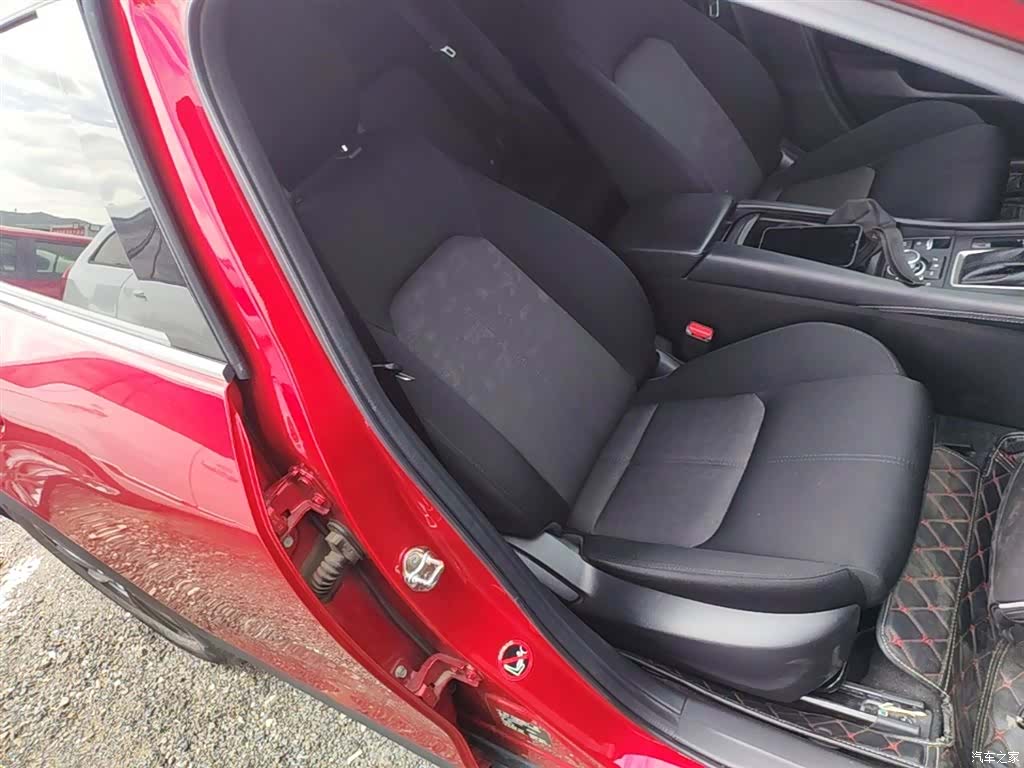 Mazda CX-4, 2021 25