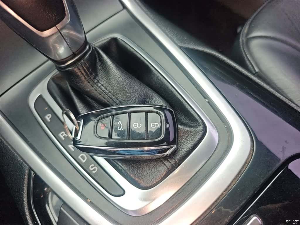 Ford Edge, 2015 9