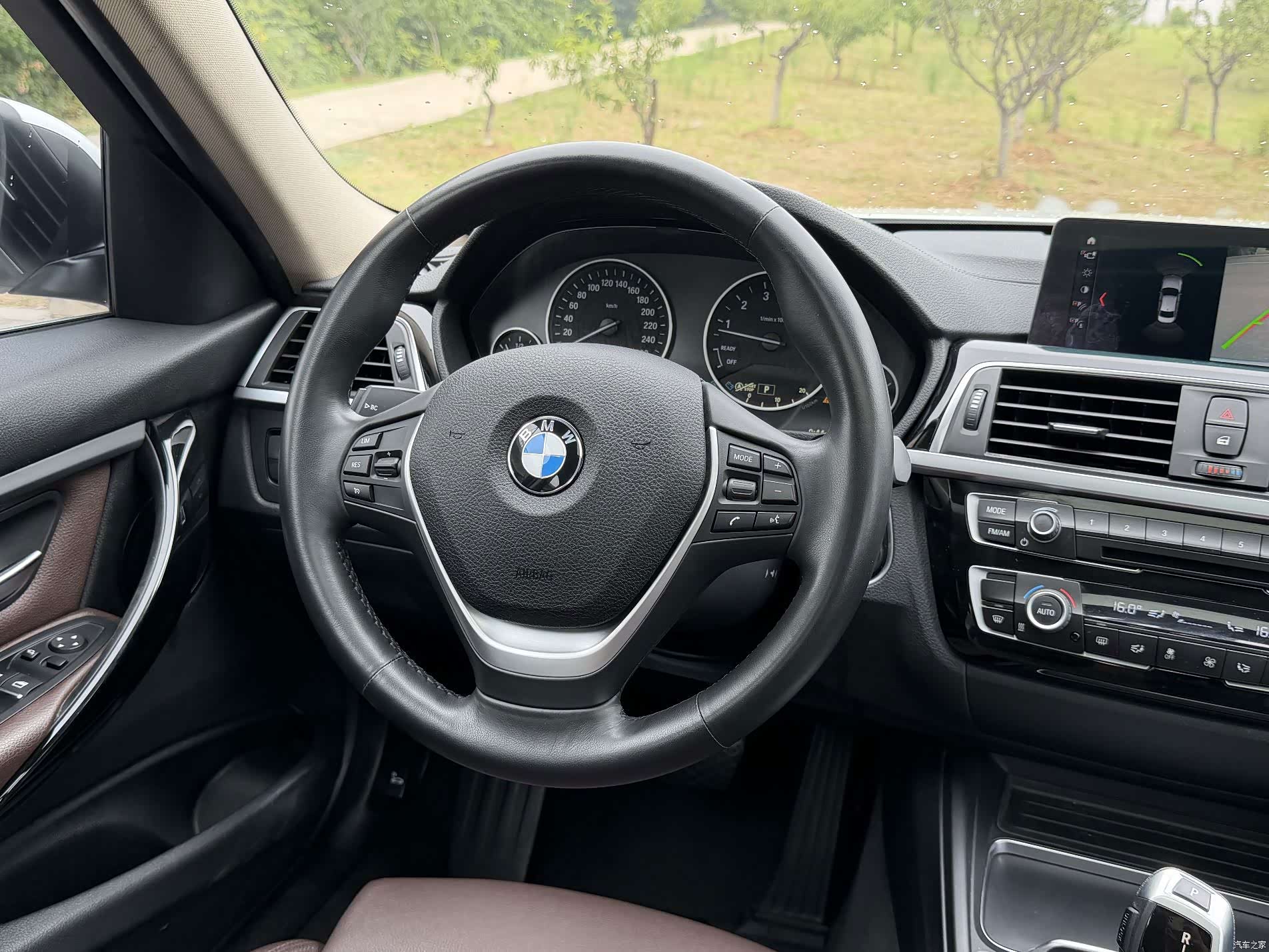 BMW 3 Series, 2019 все фото