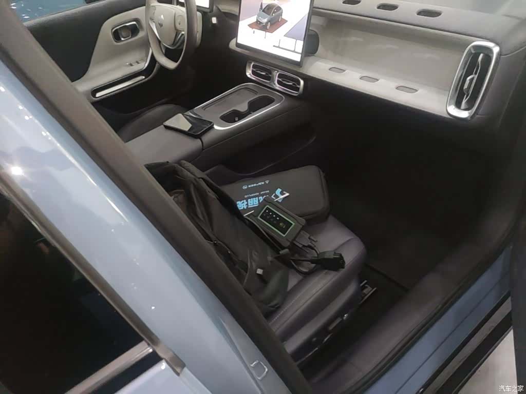 Leapmotor B01, 2025 25