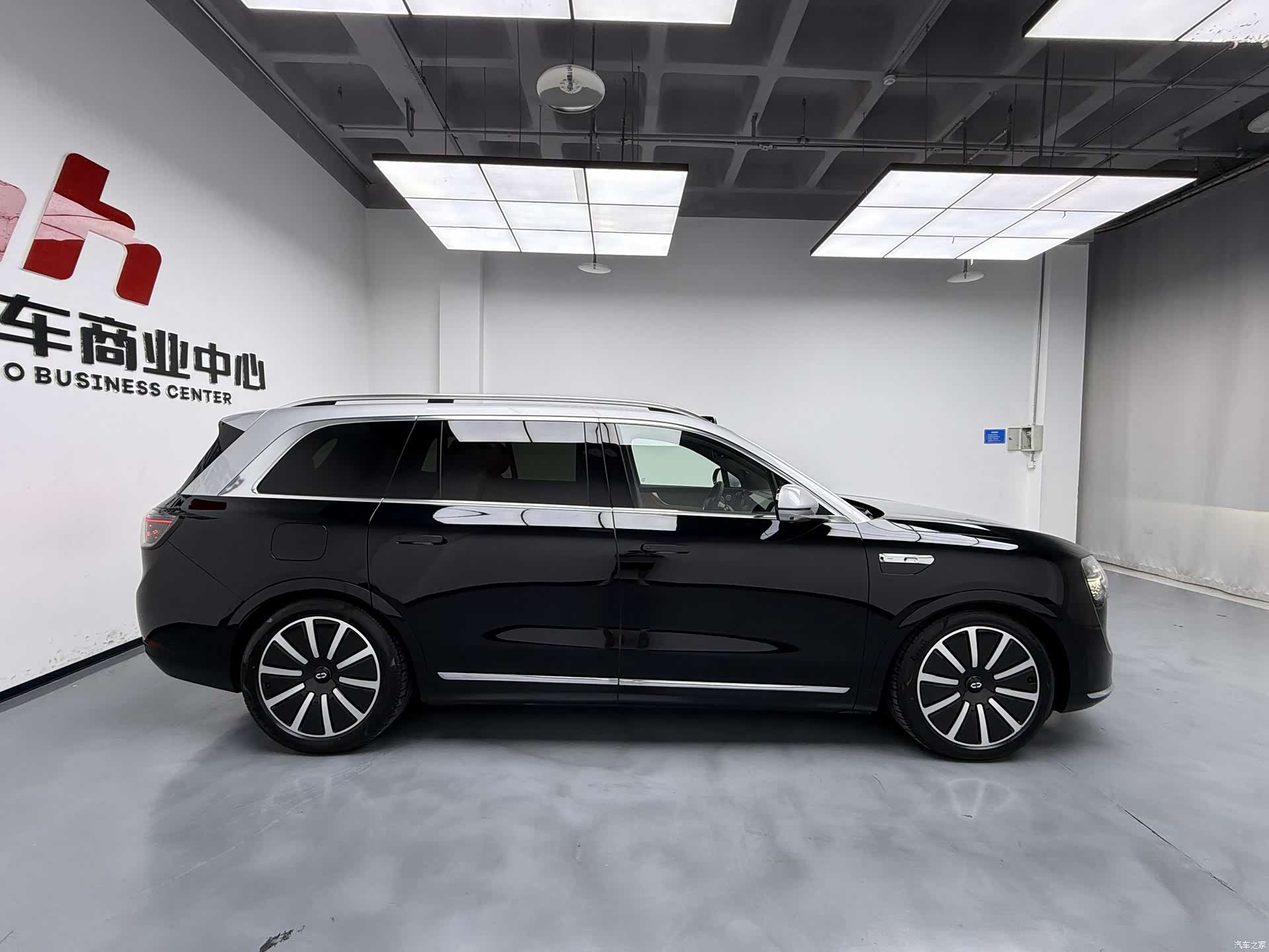 AITO M9, 2024 6