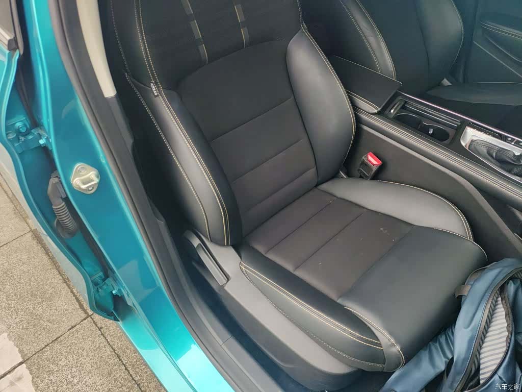 Geely Binray, 2021 25
