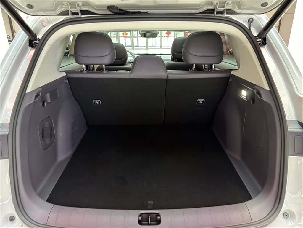 Leapmotor B10, 2025 19