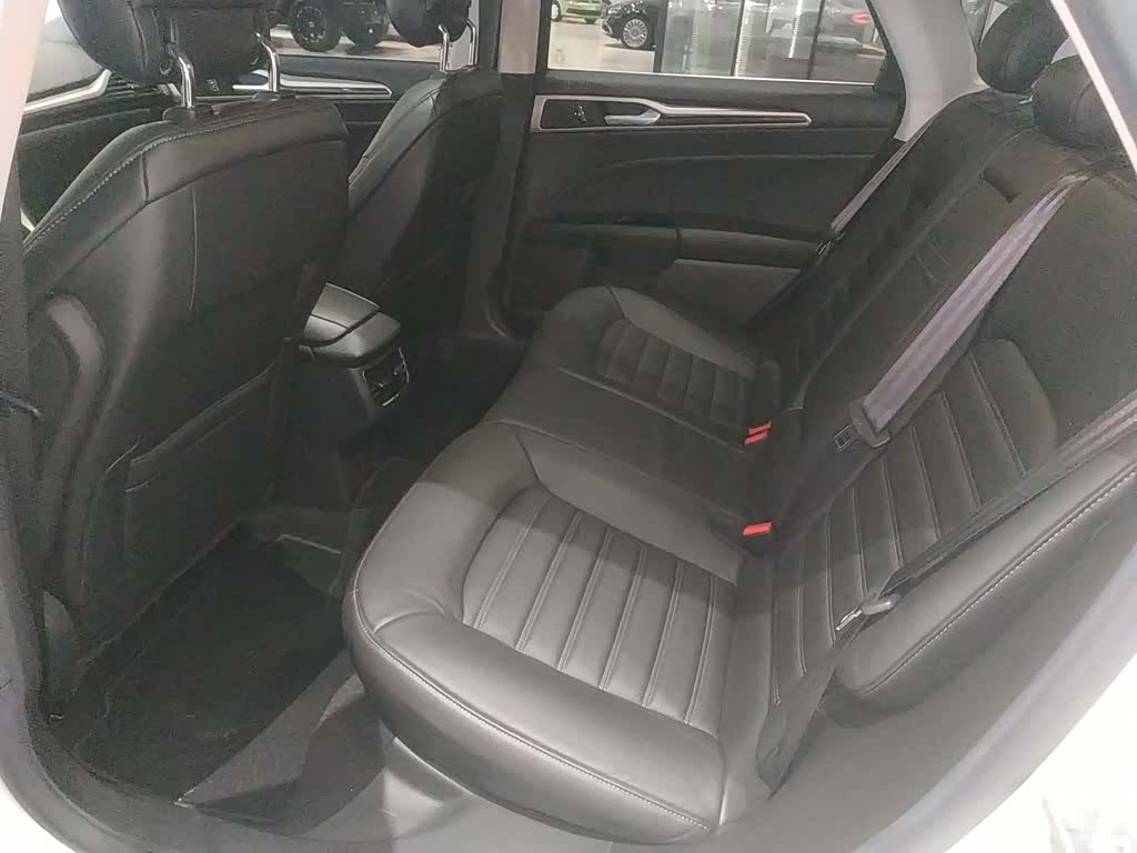 Ford Mondeo, 2016 13
