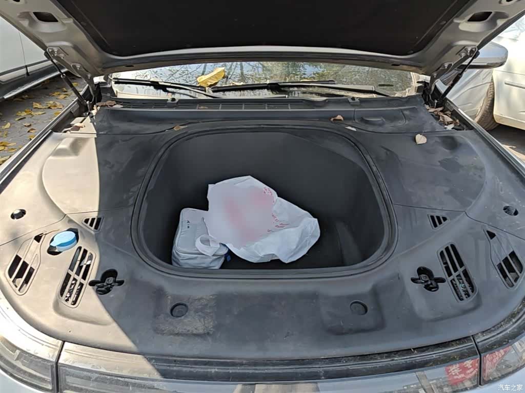 Xpeng P7, 2020 20