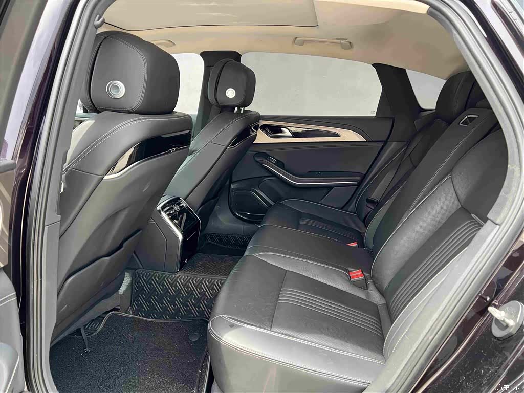 Hongqi H9, 2021 7