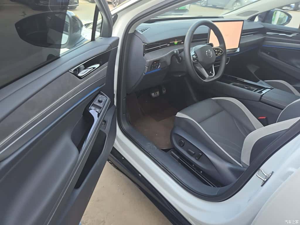 Volkswagen ID.7, 2025 16