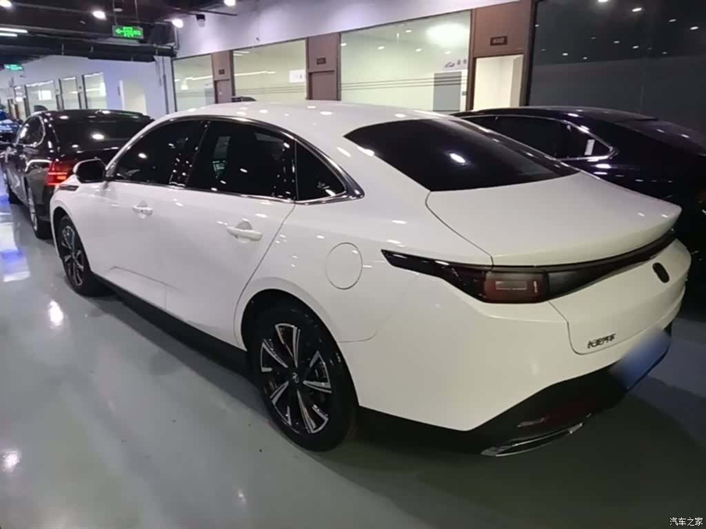 Changan Eado, 2025 все фото