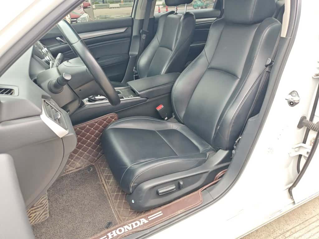 Honda Accord, 2019 15