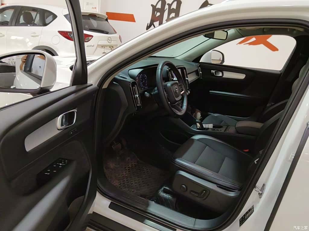 Volvo XC40, 2019 16