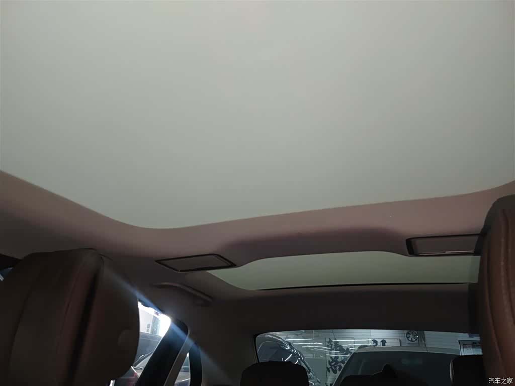 Mercedes-Benz E-Class, 2022 18