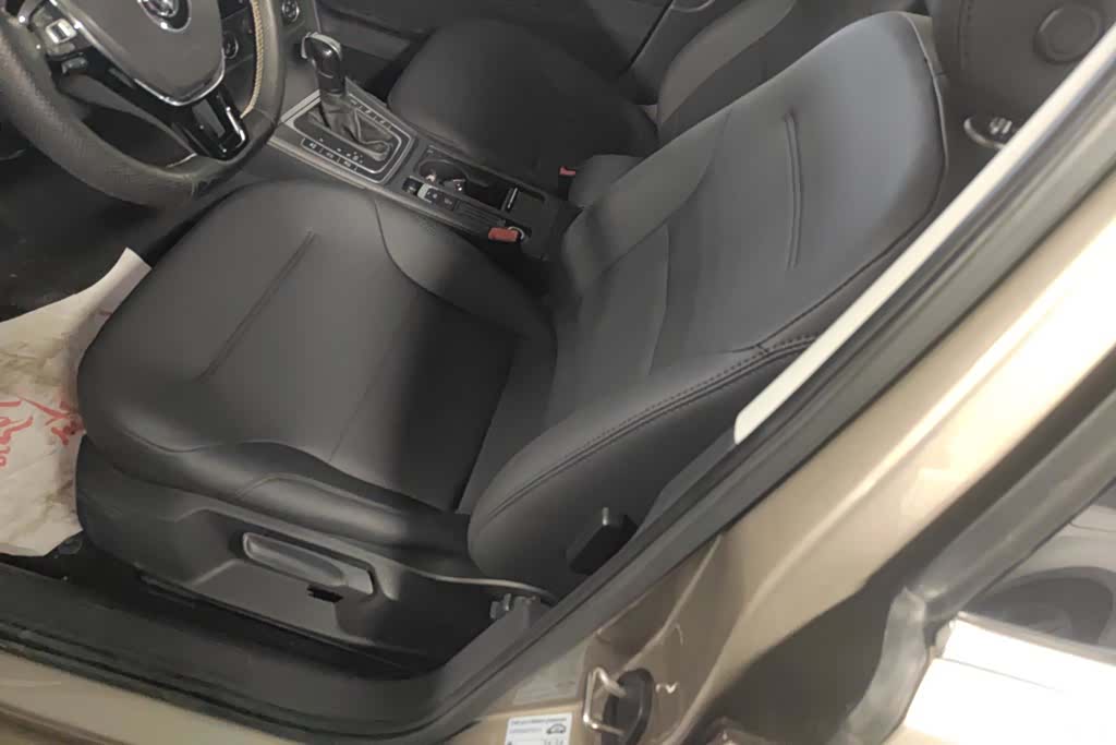 Volkswagen Golf, 2016 9