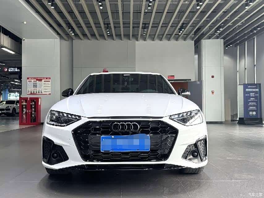 Audi A4L, 2023 2