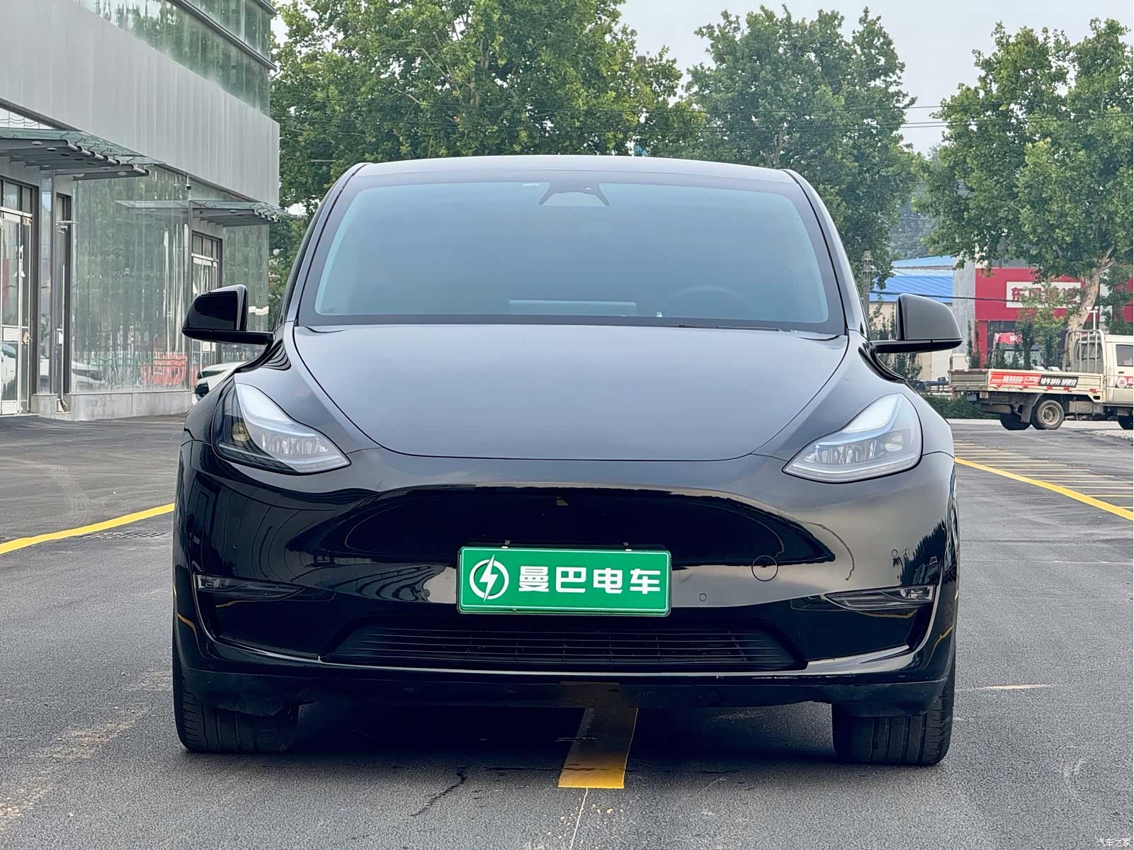 Tesla Model Y, 2023 2