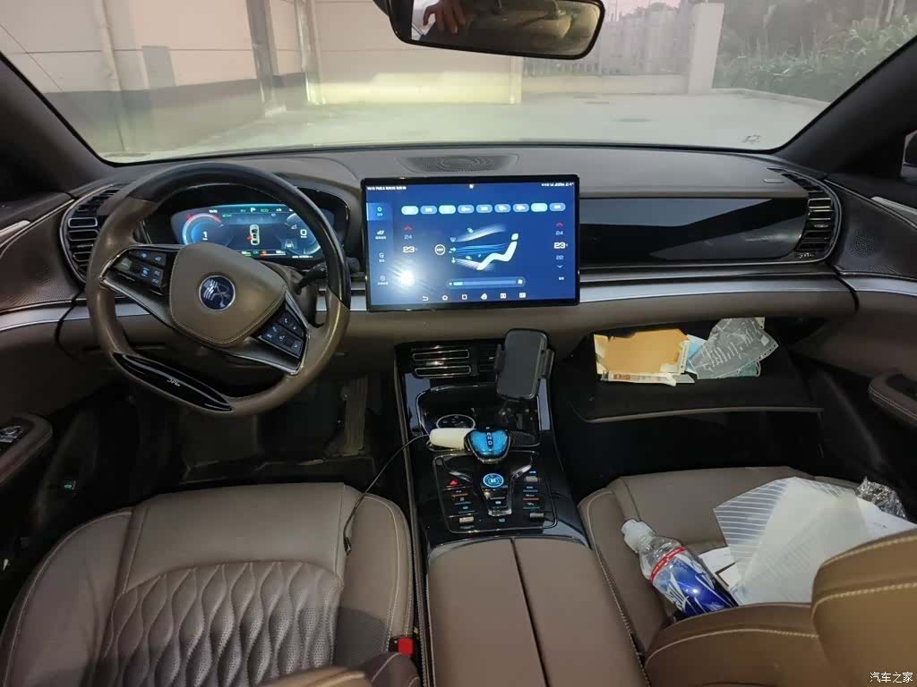 BYD Han, 2022 13