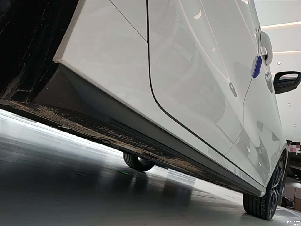 Geely Binray, 2026 21