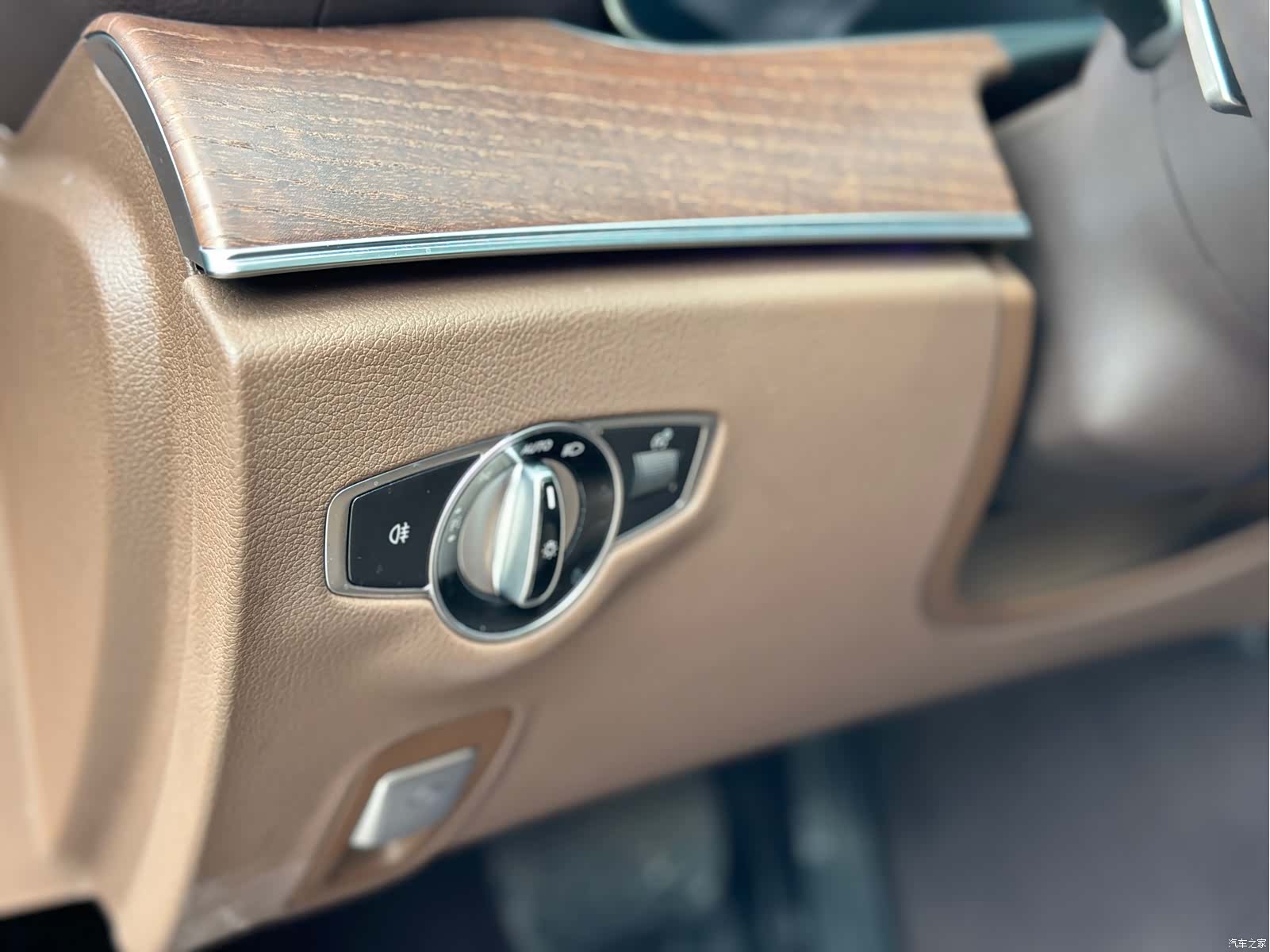 Mercedes-Benz E-Class, 2022 18