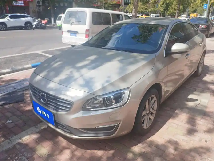 Volvo S60
