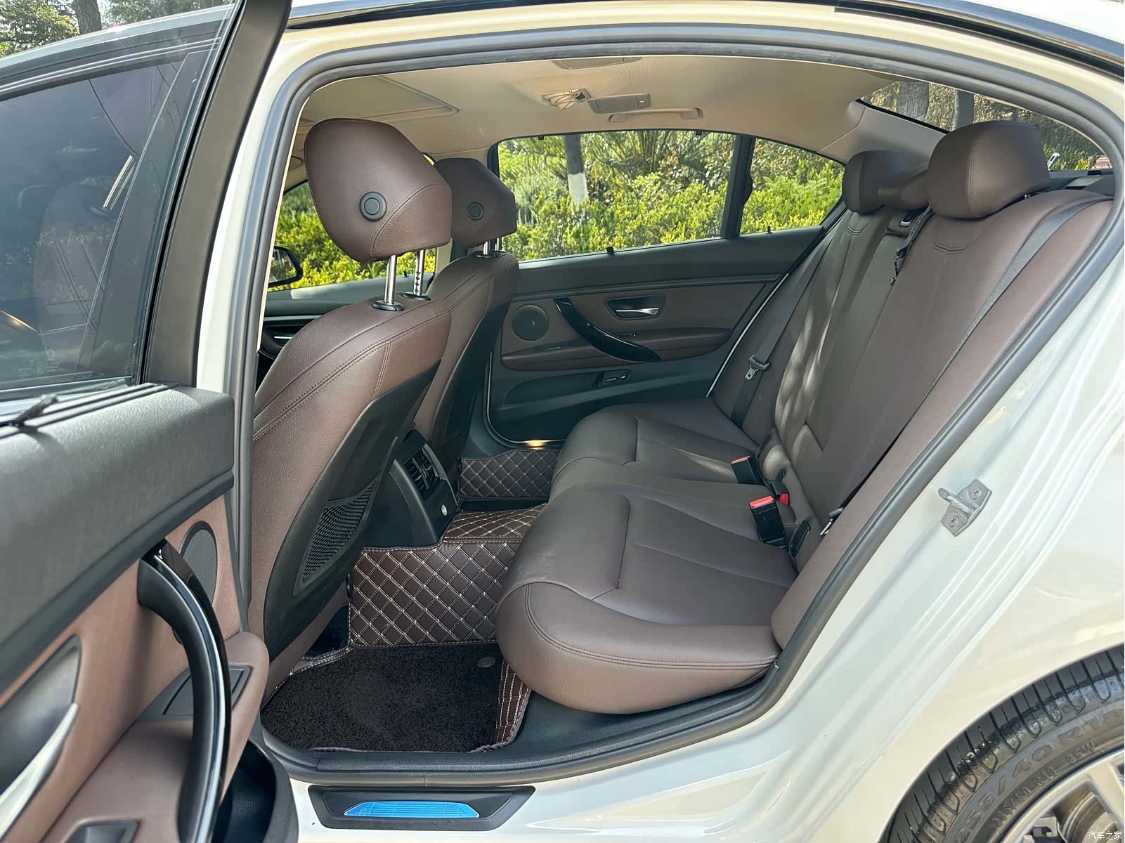 BMW 3 Series, 2018 7