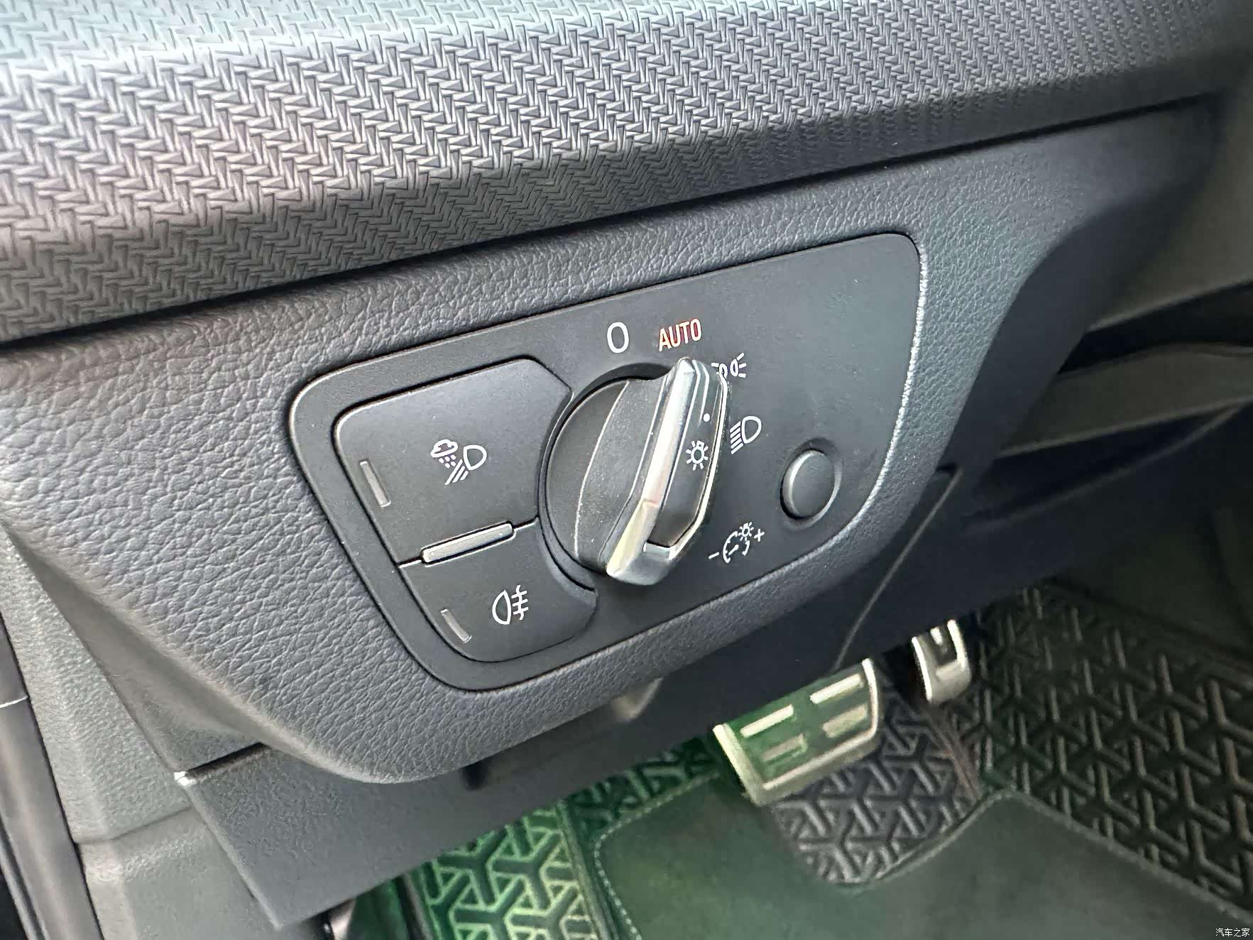 Audi Q5L, 2024 13