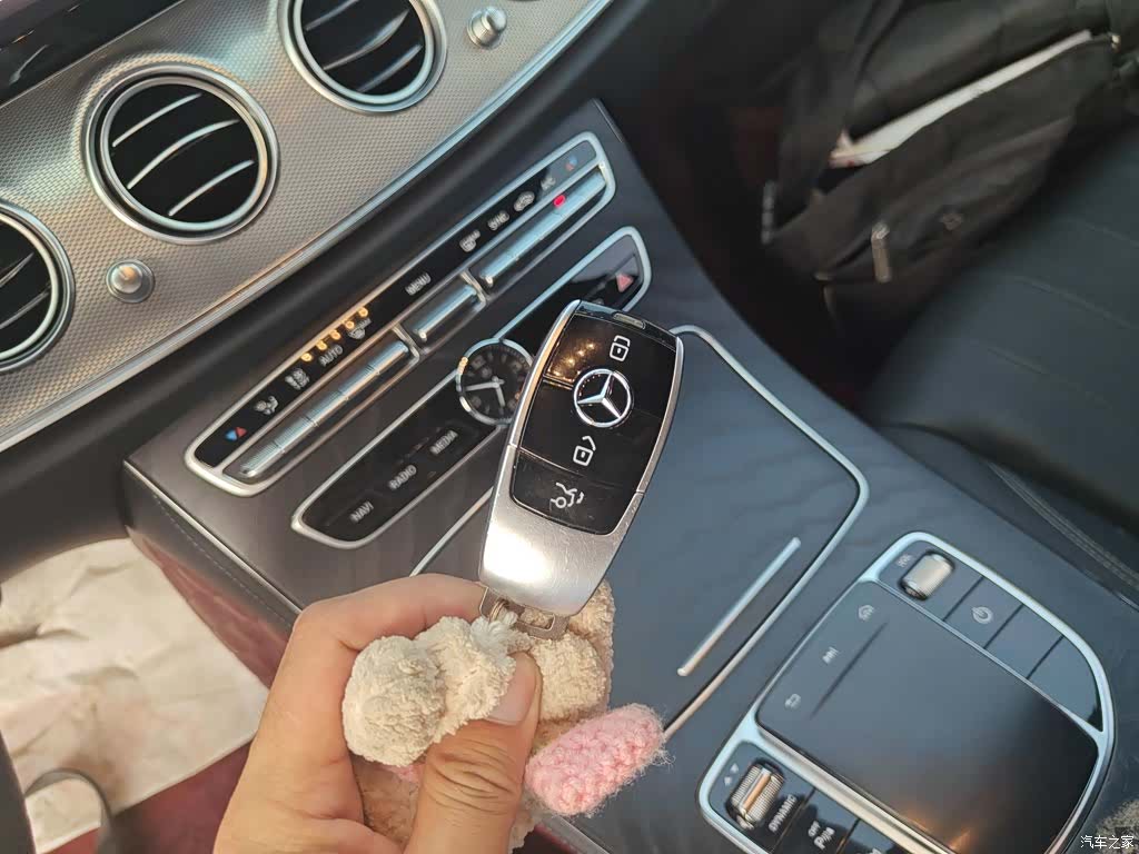 Mercedes-Benz E-Class, 2019 11
