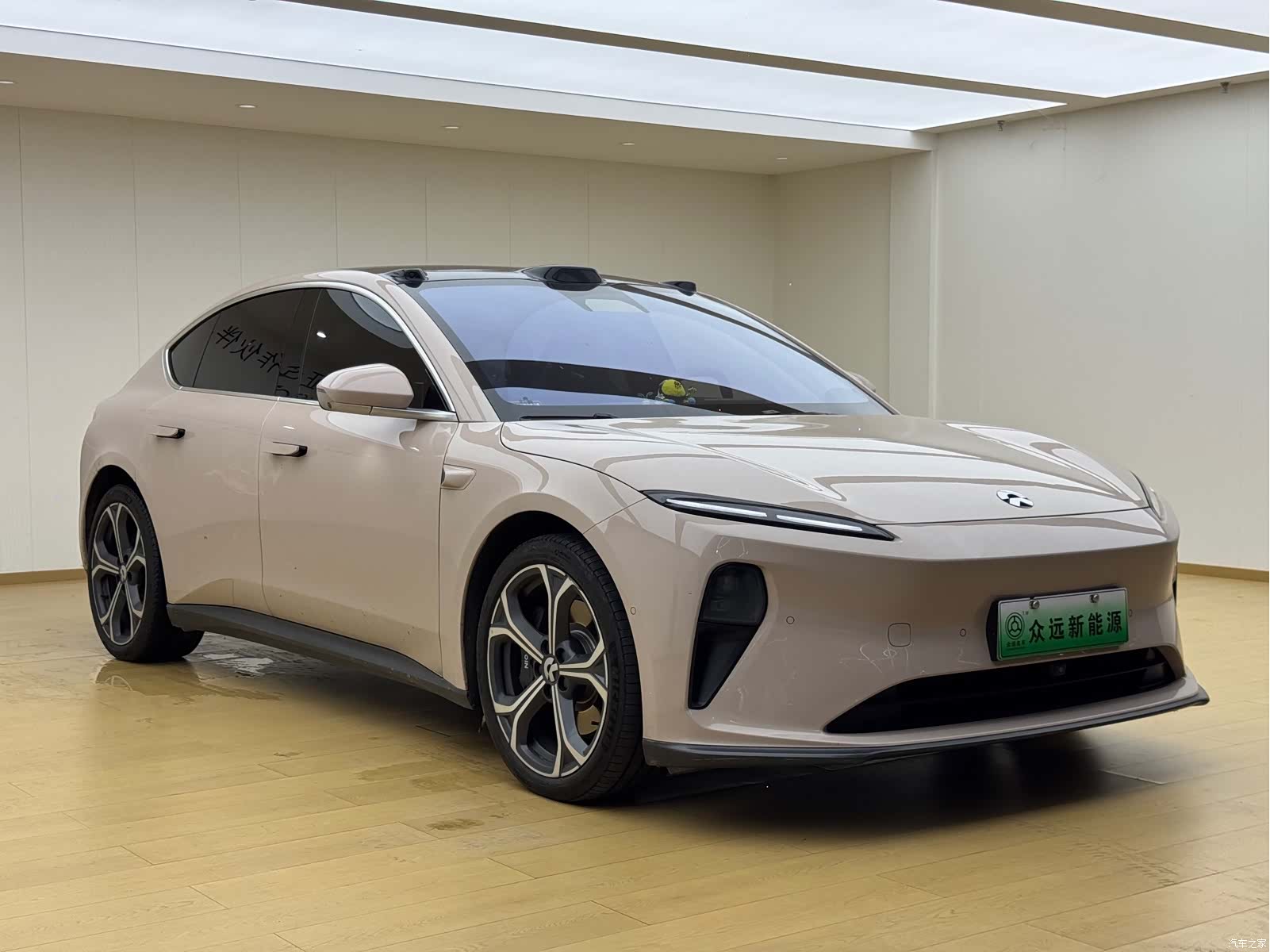 NIO ET5, 2025 4