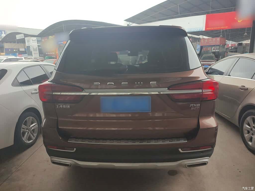 Roewe RX8, 2020 4