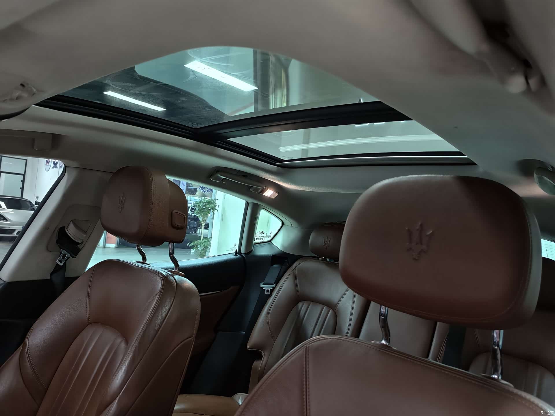 Maserati Levante, 2018 15