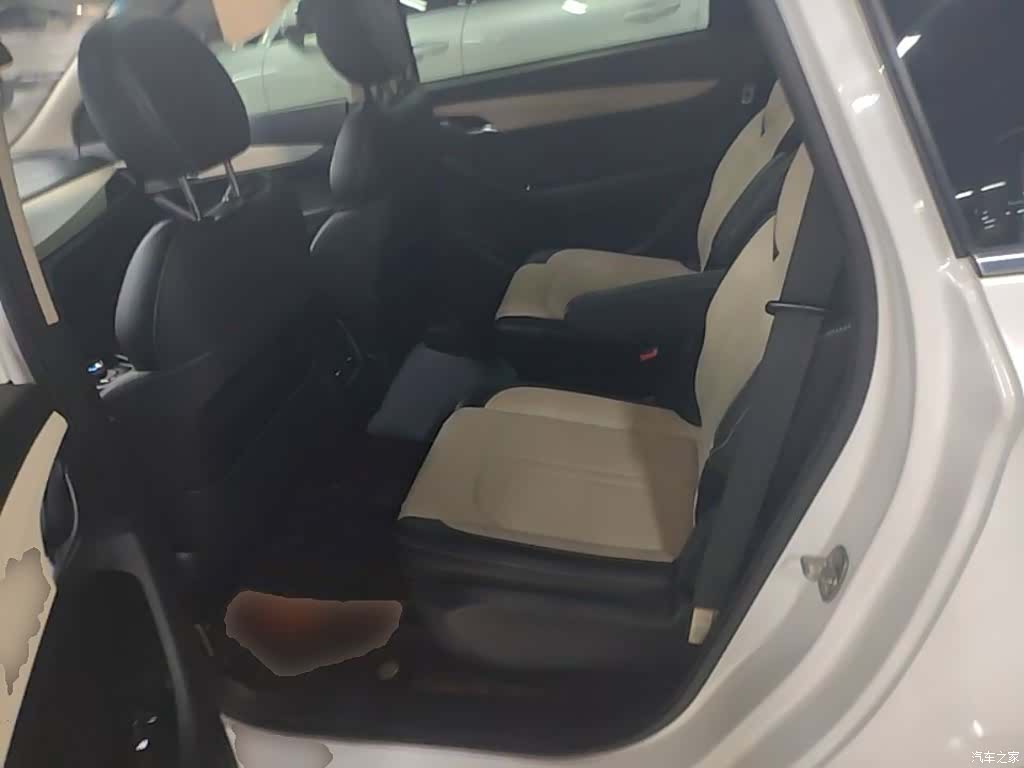 Wuling 360, 2019 13