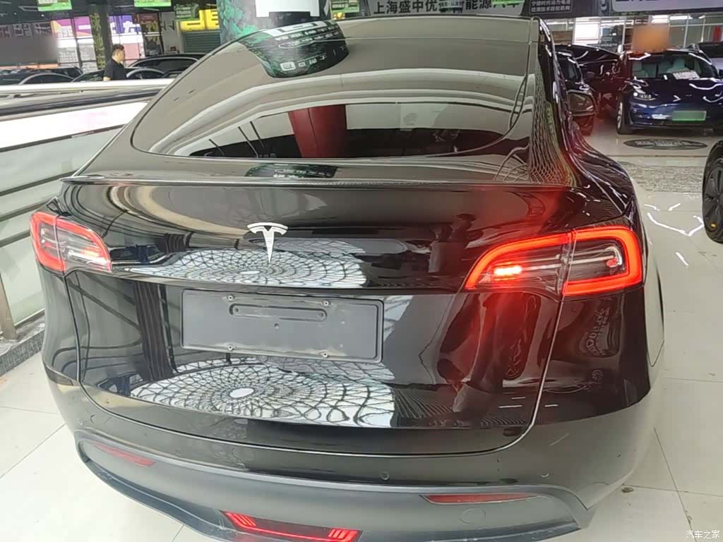 Tesla Model Y, 2022 6