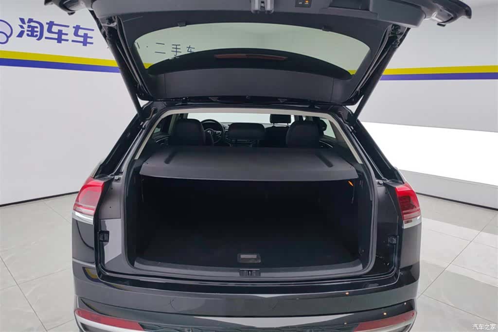 Volkswagen Teramont X, 2021 4
