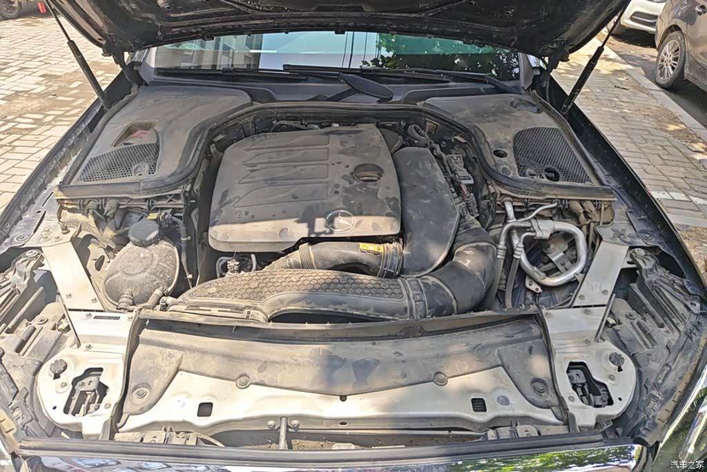 Mercedes-Benz E-Class, 2019 10