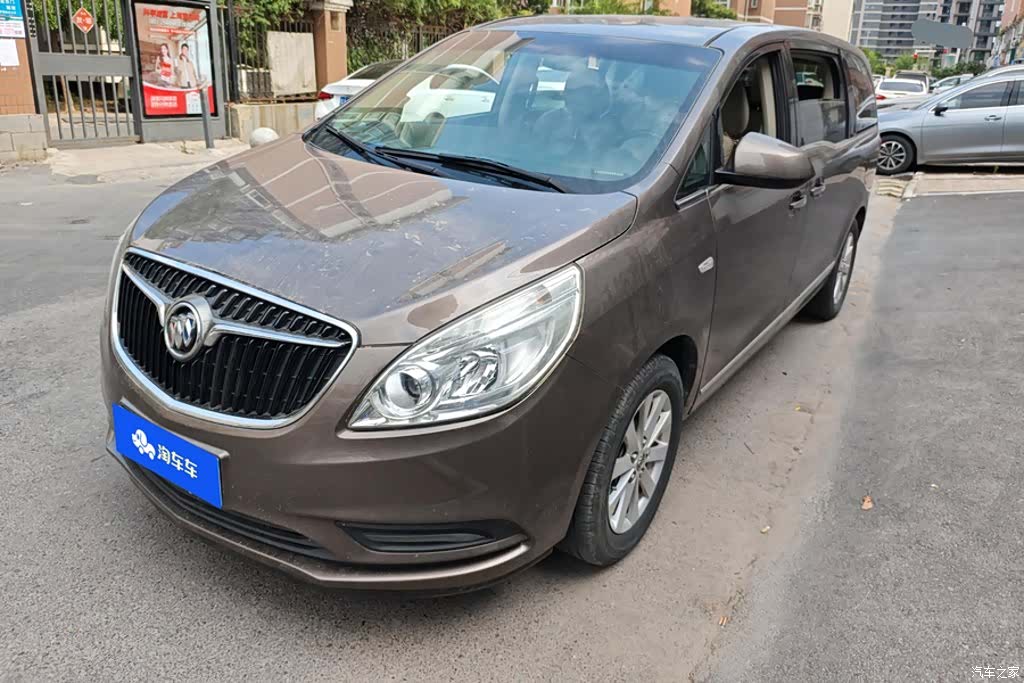 Buick GL8, 2017 1