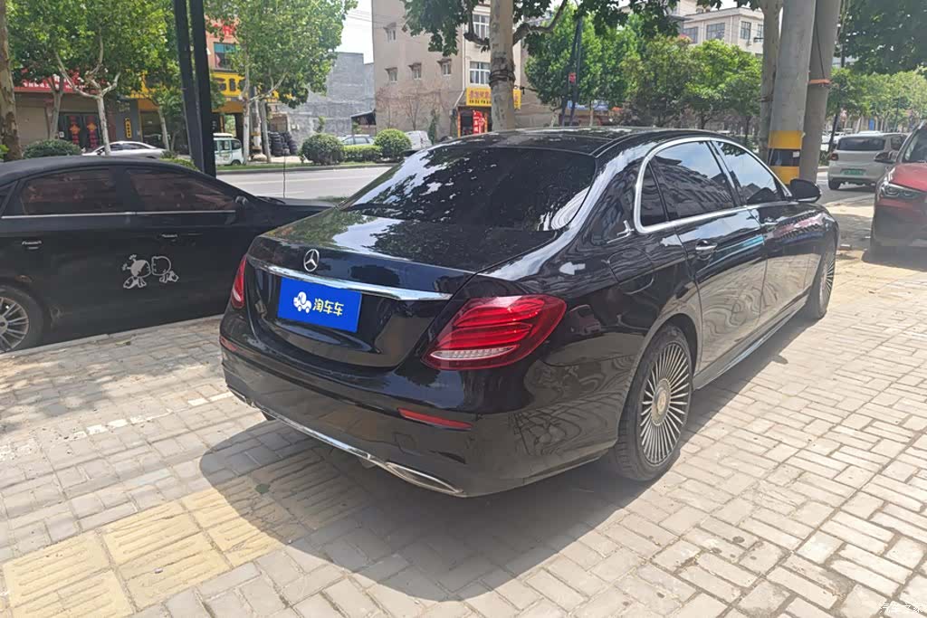 Mercedes-Benz E-Class, 2019 3