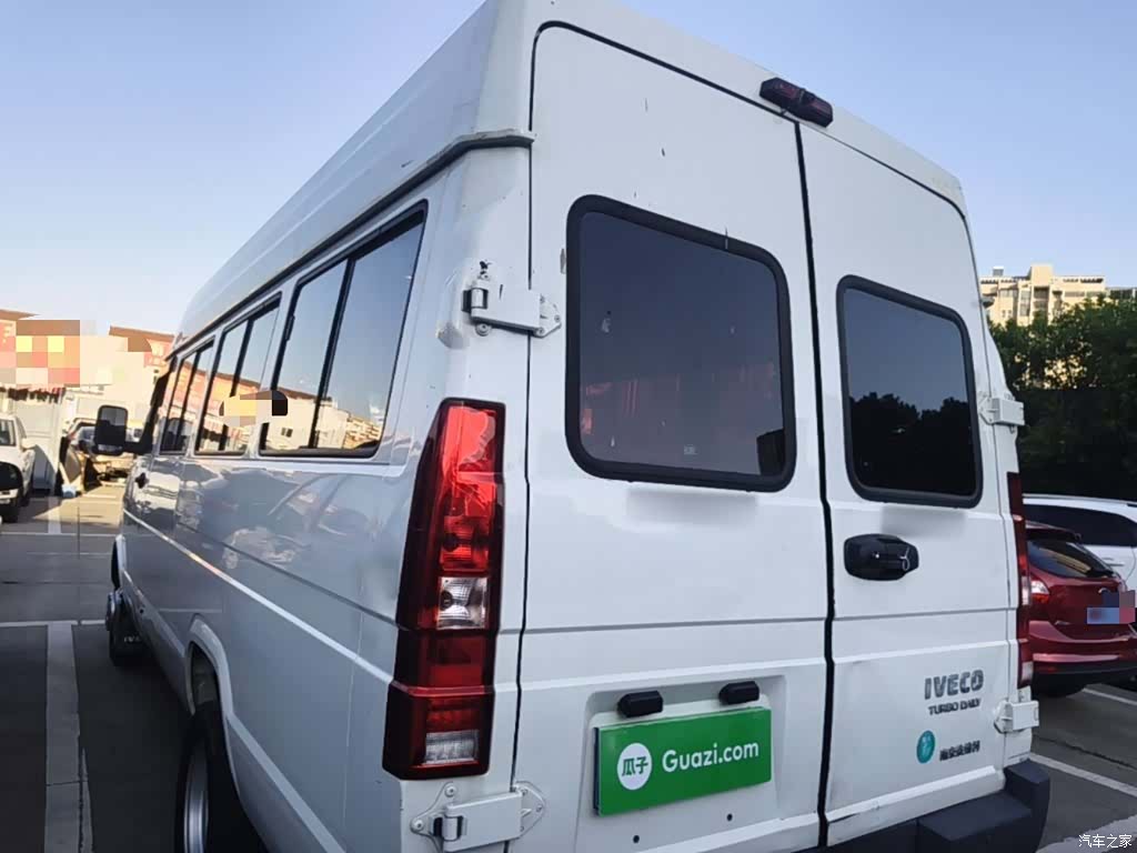 Iveco V40, 2024 20