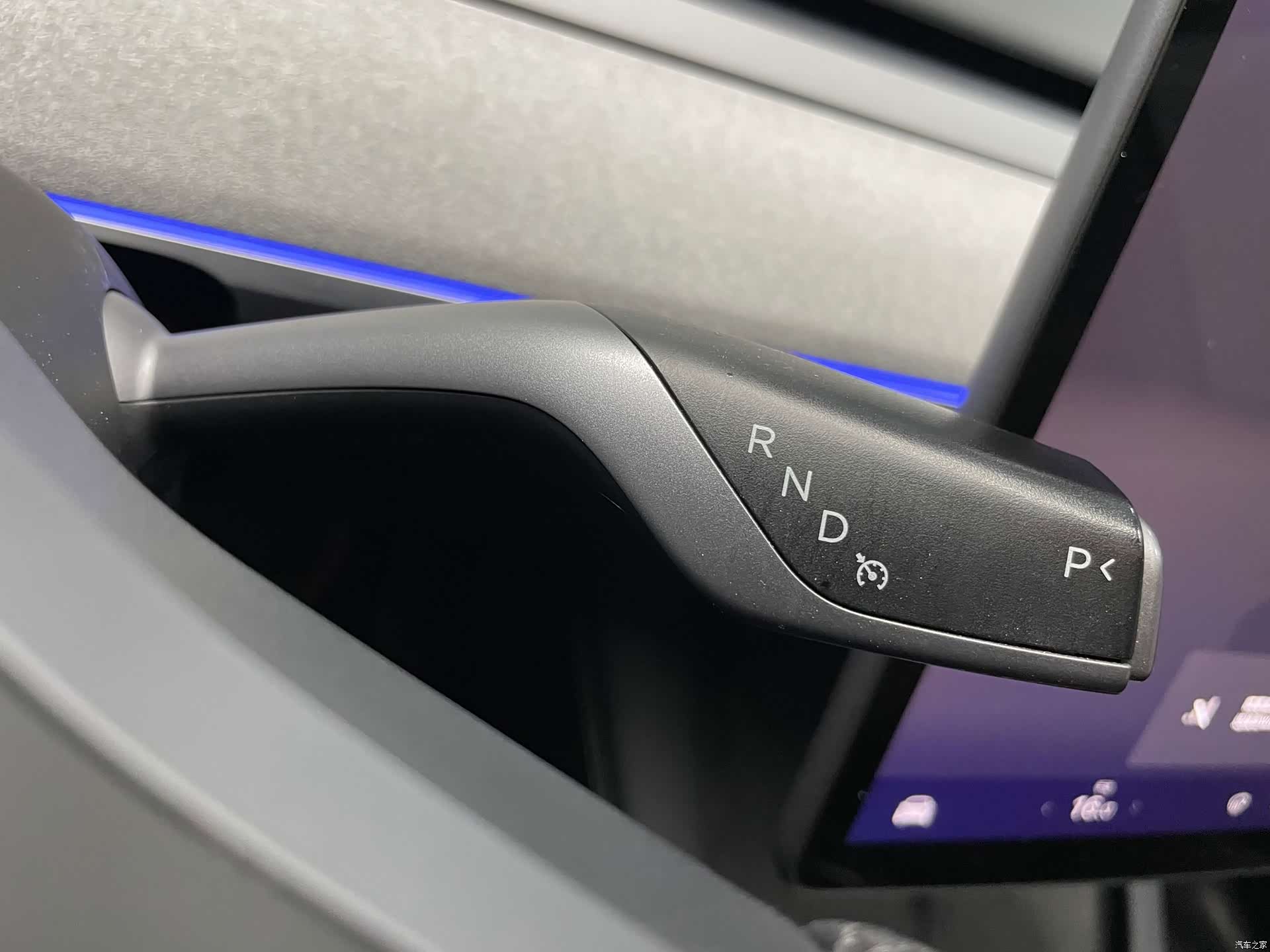 Tesla Model Y, 2023 8