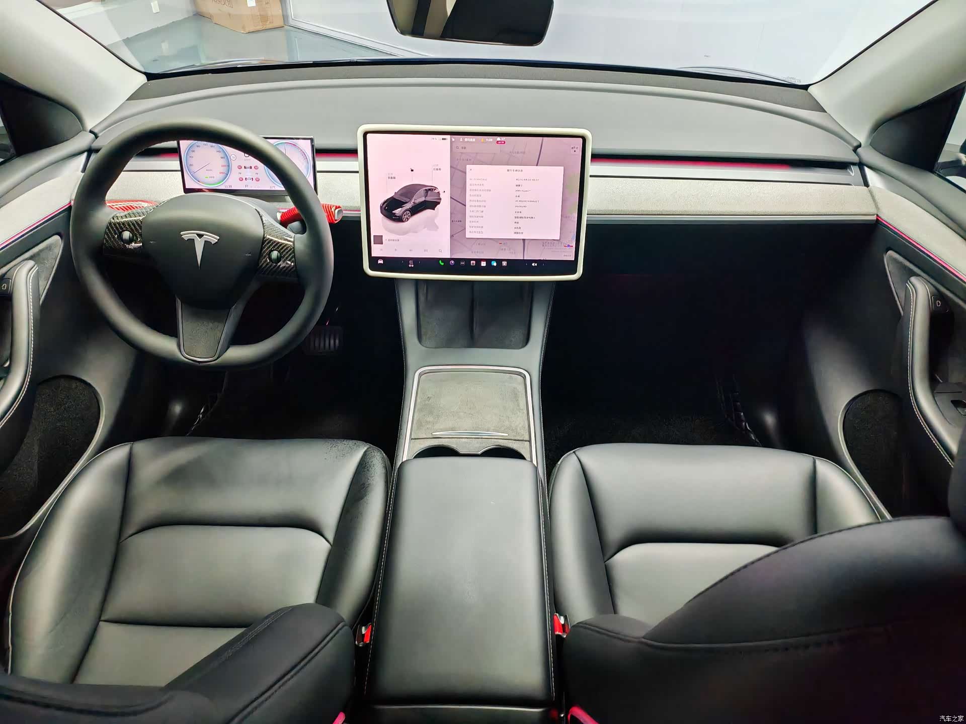 Tesla Model Y, 2023 18