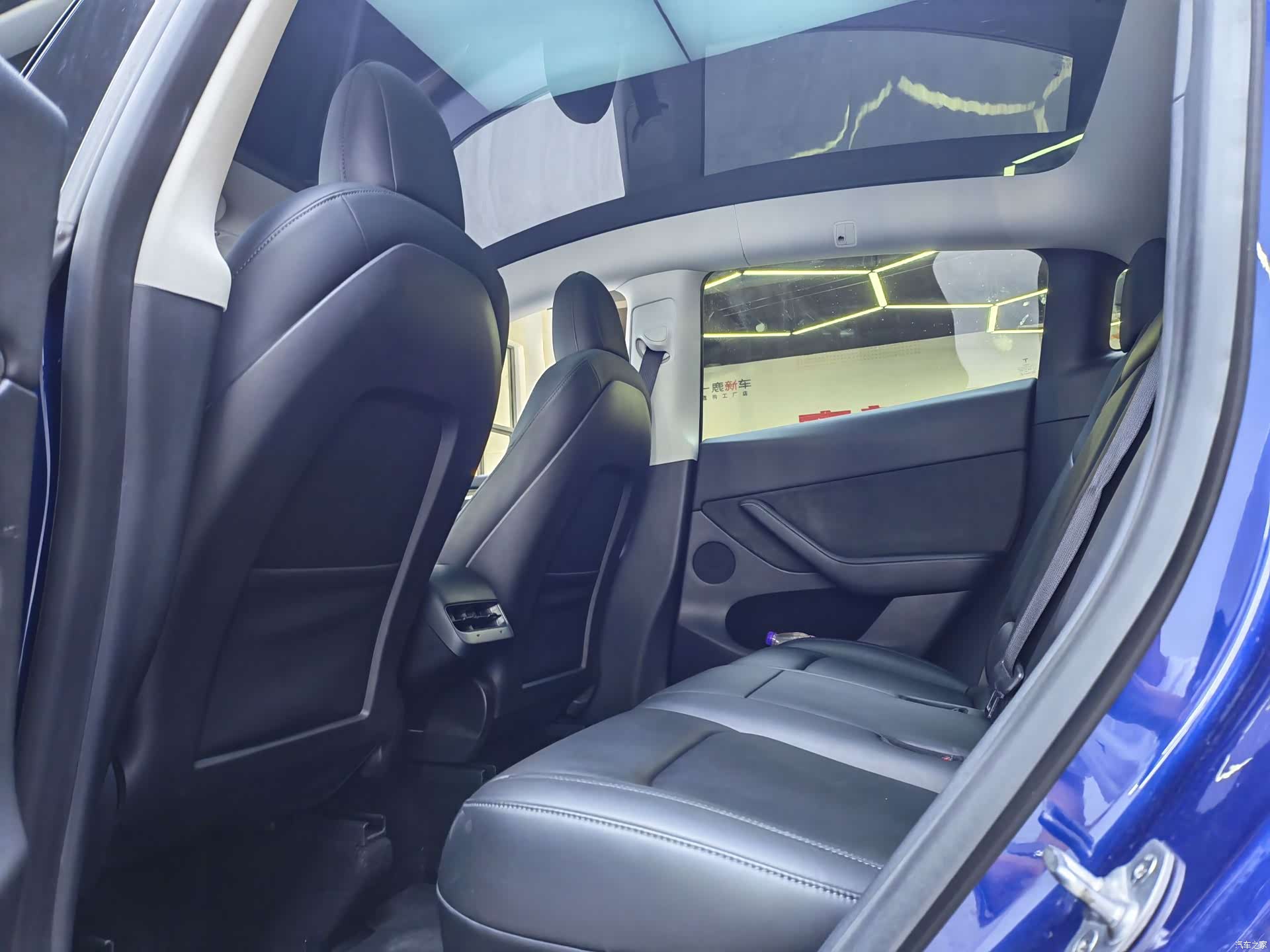 Tesla Model Y, 2022 8