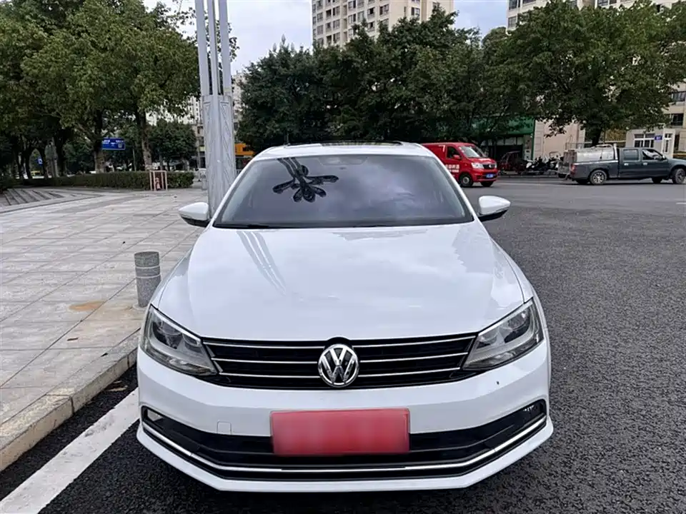 Volkswagen Sagitar