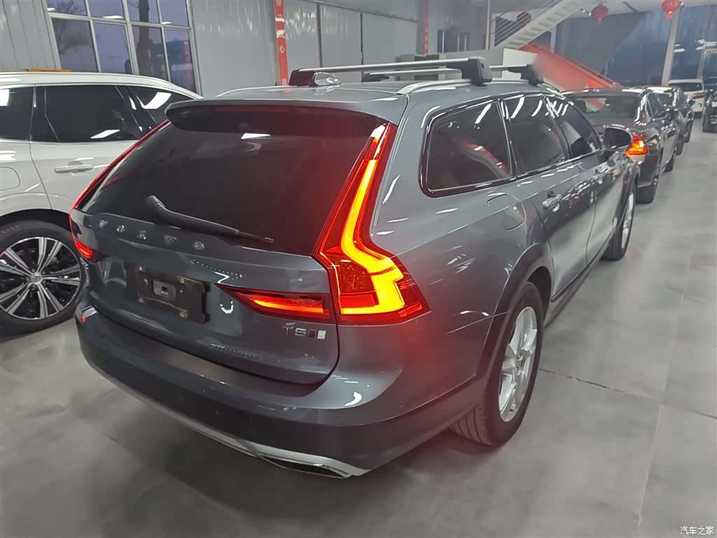 Volvo V90, 2018 23