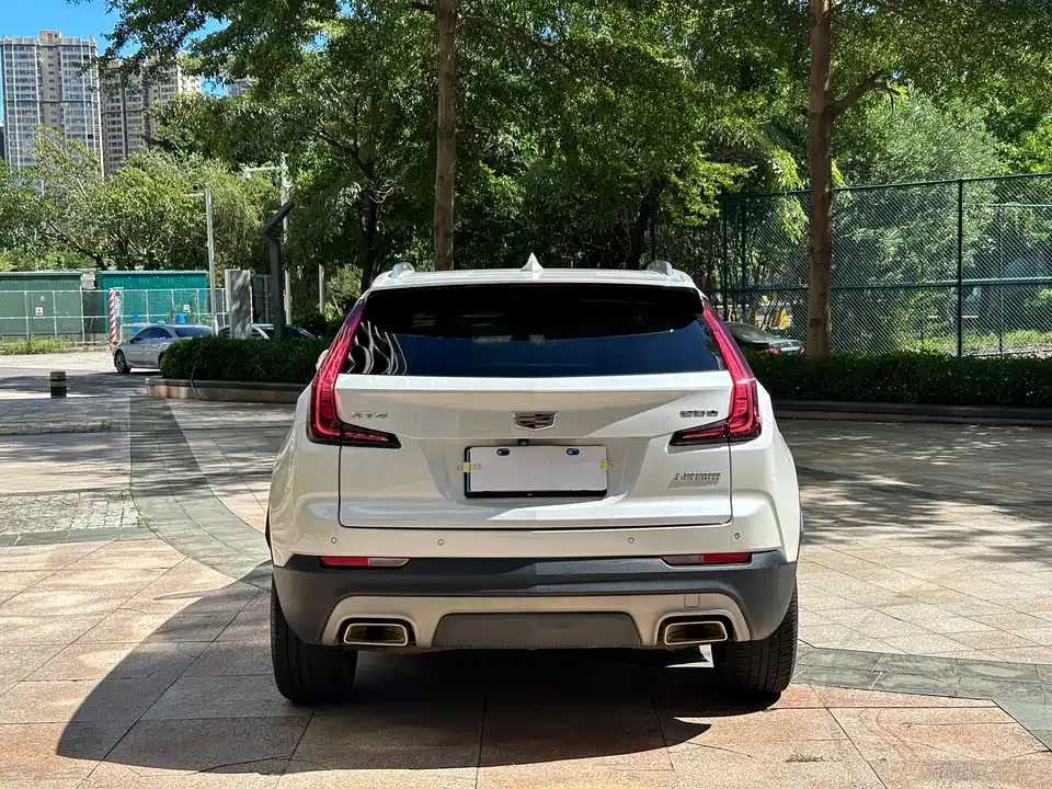 Cadillac XT4