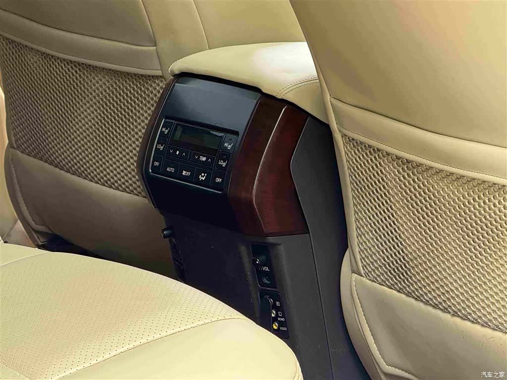 Toyota Prado, 2014 6
