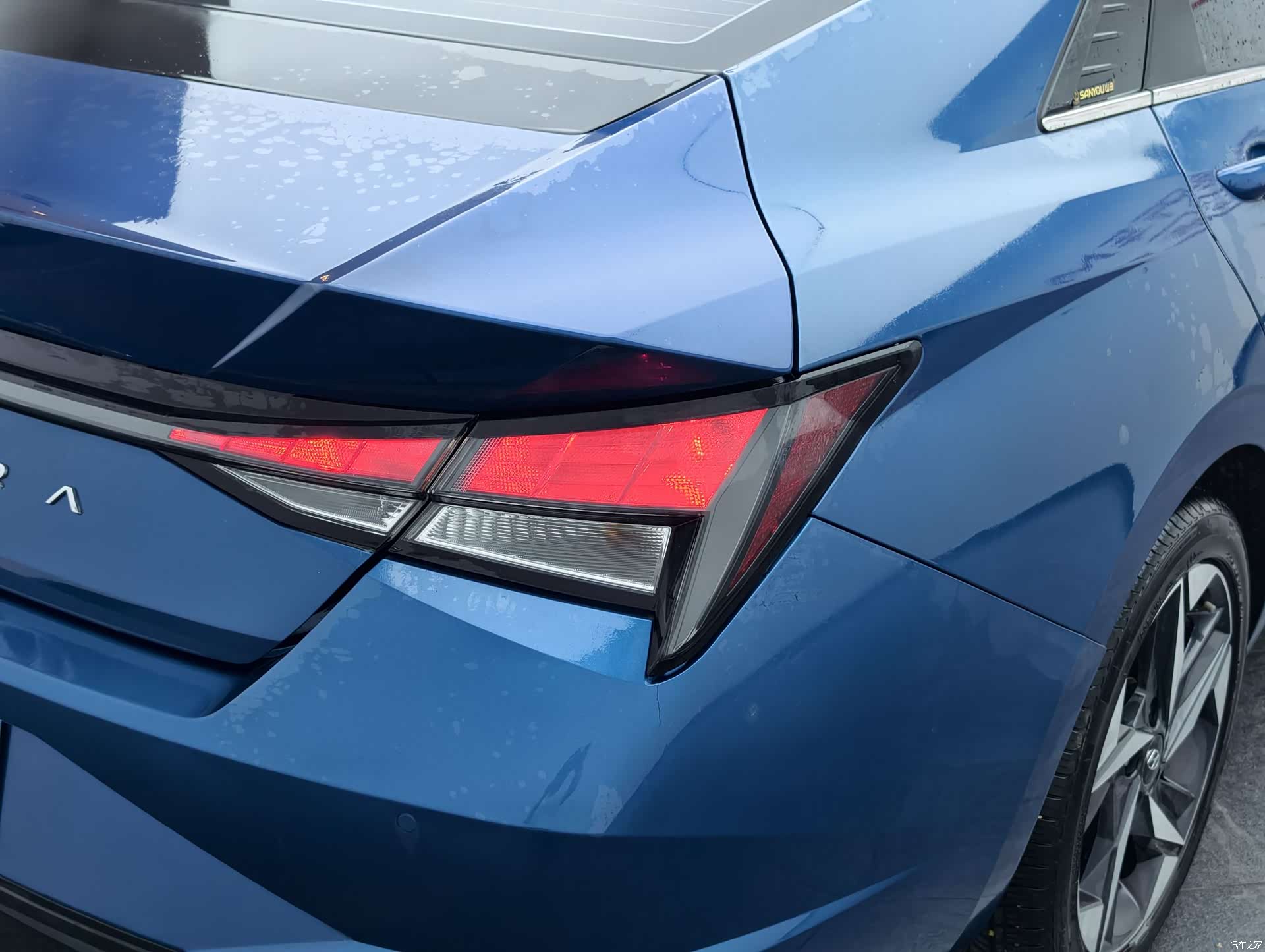 Hyundai Elantra, 2022 9