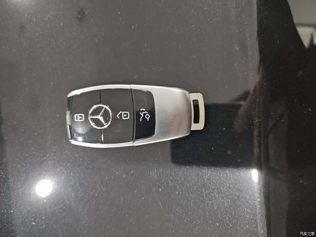 Mercedes-Benz E-Class, 2022 9
