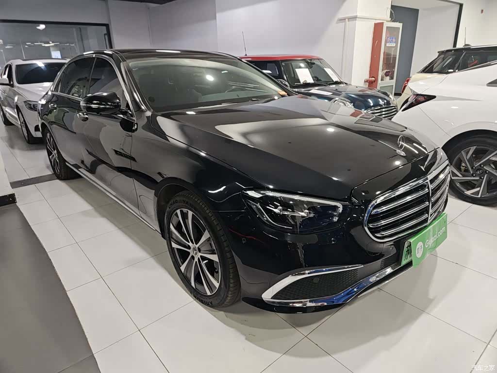 Mercedes-Benz E-Class, 2022 4