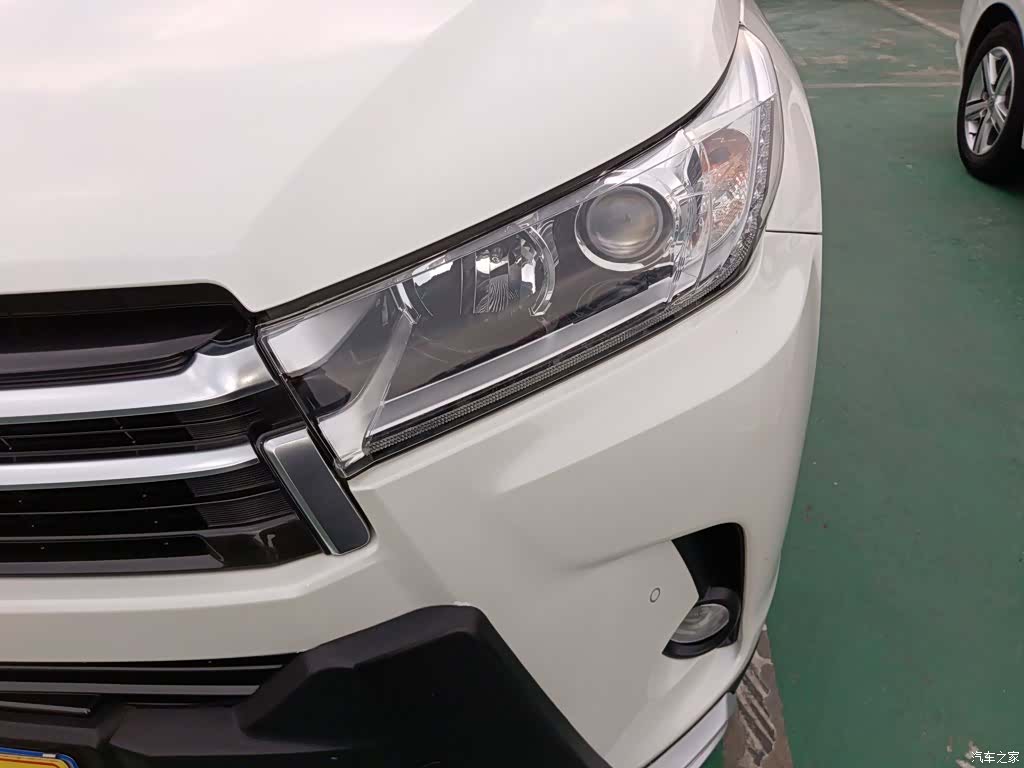 Toyota Highlander, 2019 18