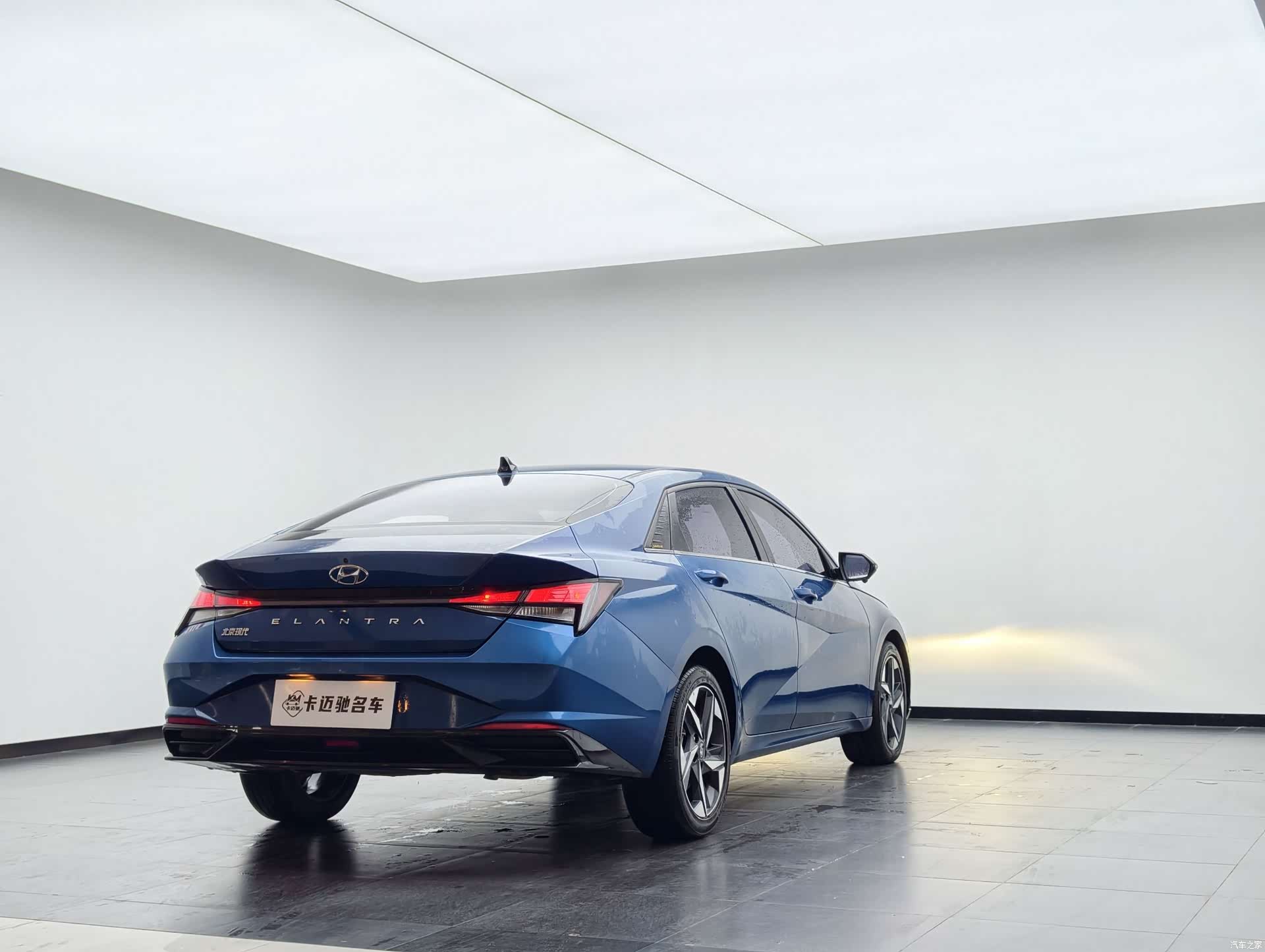 Hyundai Elantra, 2022 7