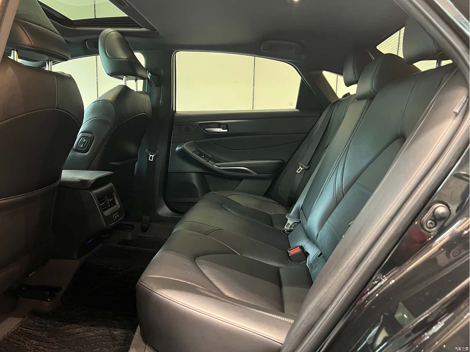 Toyota Avalon, 2022 6