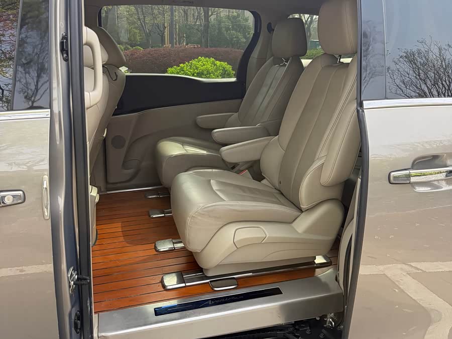 Buick GL8 2020, фото 7