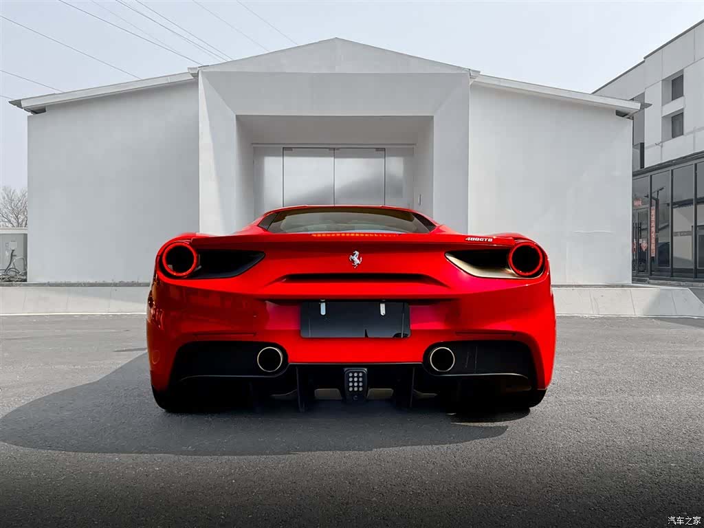 Ferrari 488, 2017 6